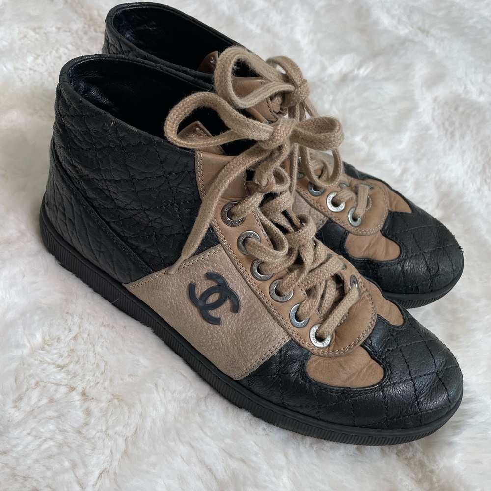 Chanel Black/Beige Leather And Nubuck CC High Top Tennis Sneakers with box - Picture 5 of 8